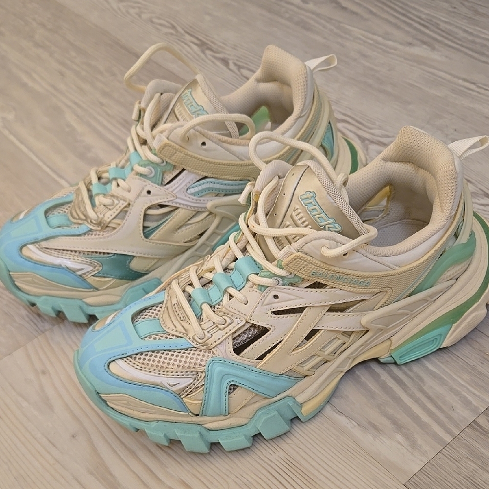 Balenciaga Trac Cream and Blue Sneakers with Chunky Sole - Picture 2 of 4